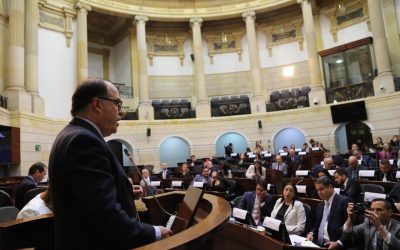 PARLAMENTO: VERGÜENZA AMBIENTAL