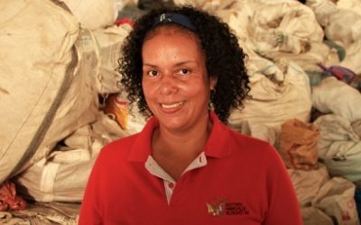 MARÍA TERESA SINISTERRA Y SU ASOCIACIÓN ASOESAMPA PROTEGE EL MAR Y TRANSFORMA VIDAS.