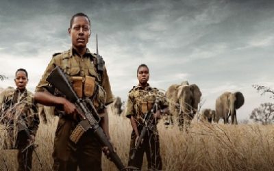 AKASHINGA, MUJERES QUE DEFIENDEN LOS ELEFANTES EN ÁFRICA